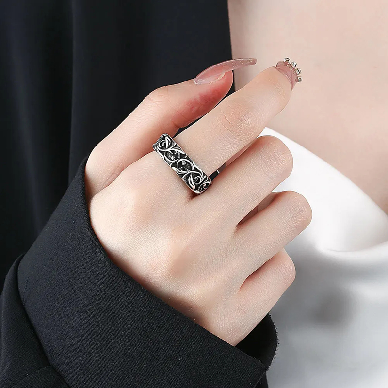 Retro Ewige Rebe Ringe Silber  – Chrome Hearts Ring Bewertung und Preis