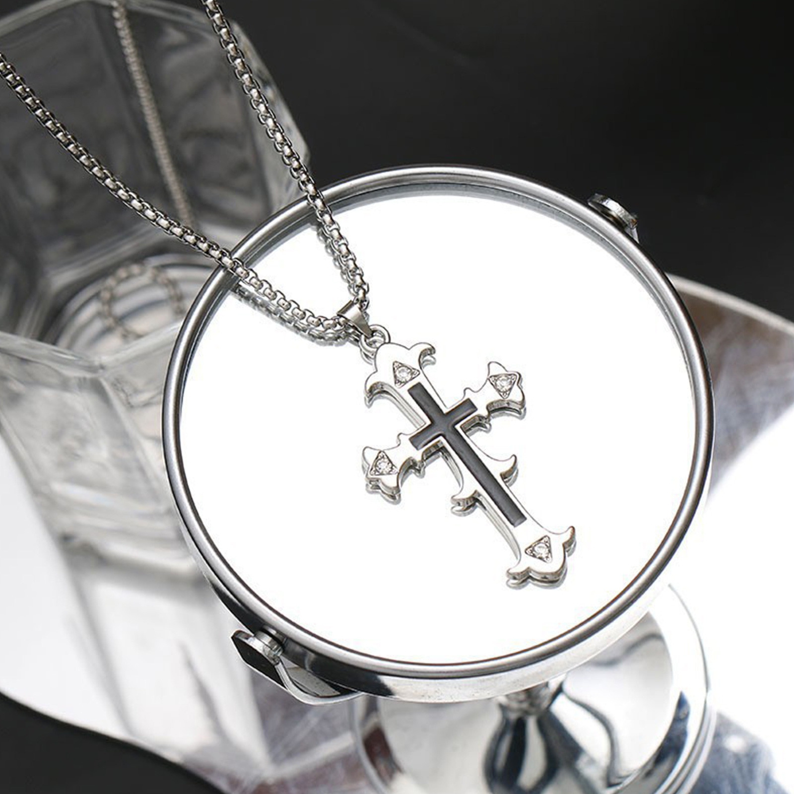 Kreuz Anhänger Halskette Chrom – Chrome Hearts Ring Bewertung und Preis